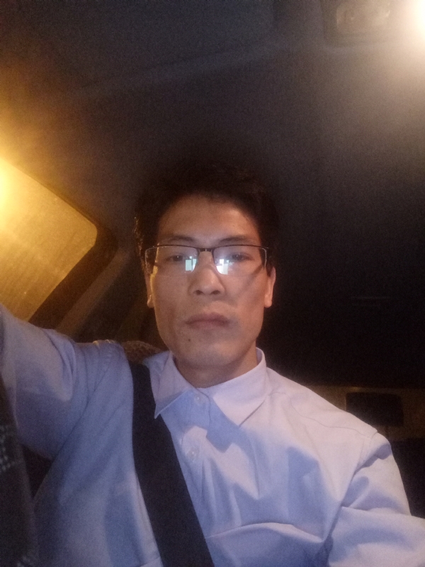 爱也要以诚相待的第三张照片--中老年相亲网