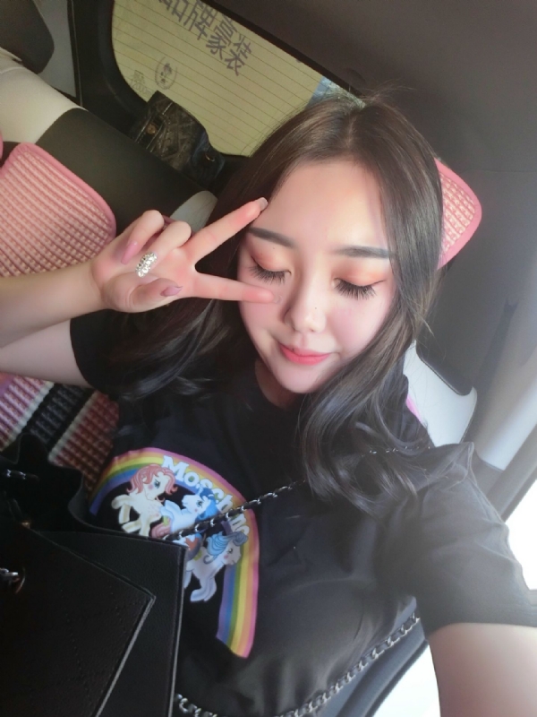 佳怡的第四张照片--中老年相亲网