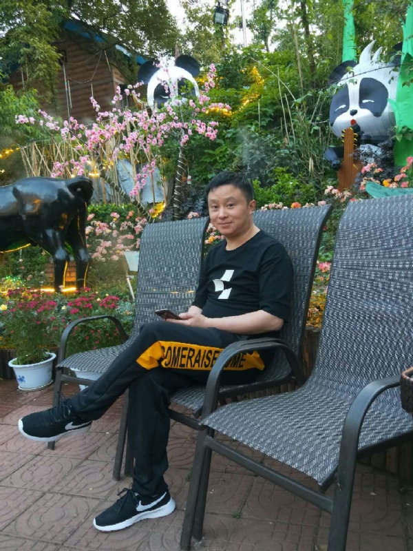 想家的第一张照片--中老年相亲网
