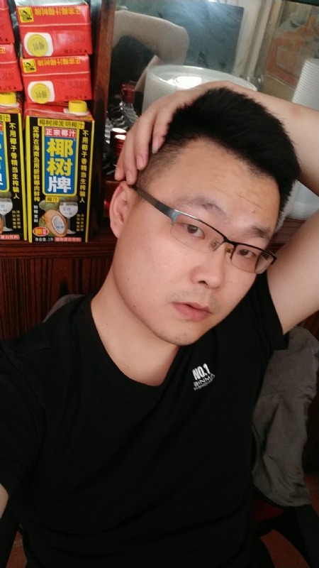 沉默的海的第二张照片--中老年相亲网