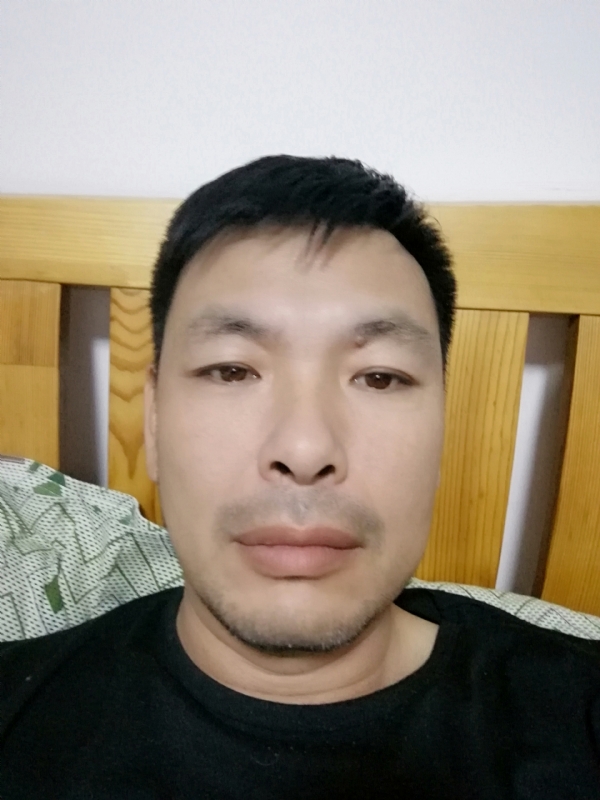 不爱当牛的第一张照片--中老年相亲网
