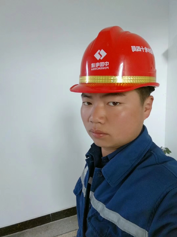 小公牛的第一张照片--中老年相亲网