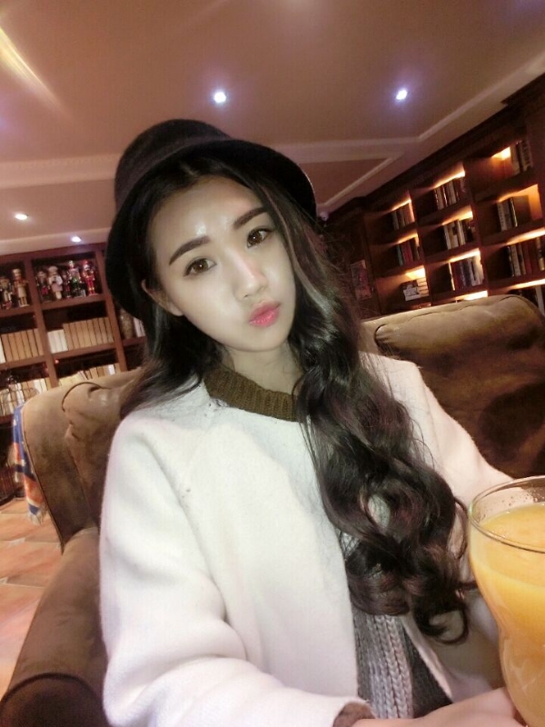 气质小妹的第三张照片--中老年相亲网