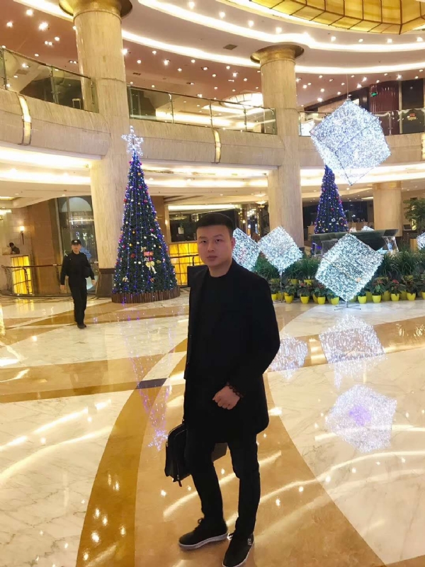 够钟的第一张照片--中老年相亲网
