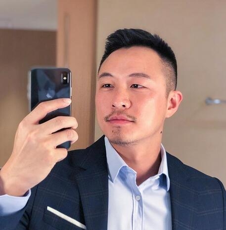 残痕的第一张照片--中老年相亲网