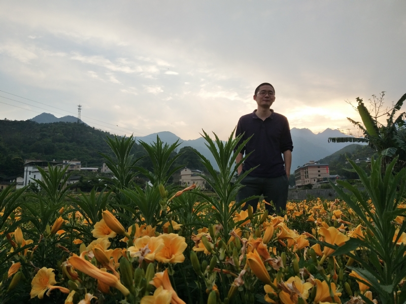 黄晓东的第一张照片--中老年相亲网