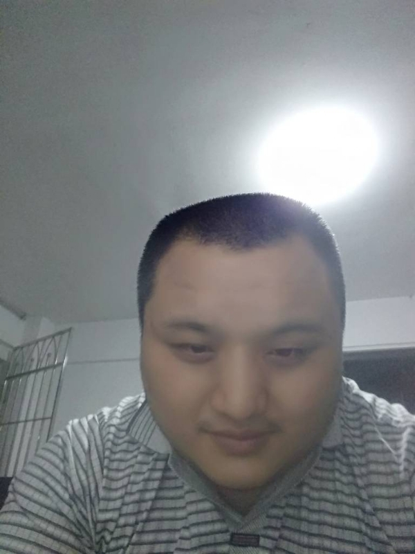 我在机场等艘船的第一张照片--中老年相亲网