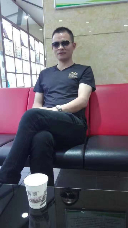 珍惜的第一张照片--中老年相亲网