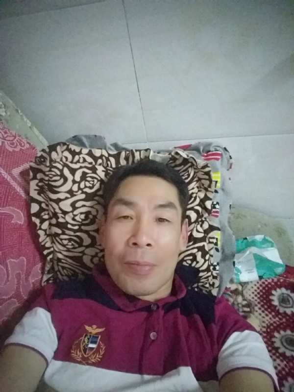 随缘的第一张照片--中老年相亲网