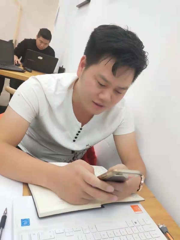 麒麟的第一张照片--中老年相亲网