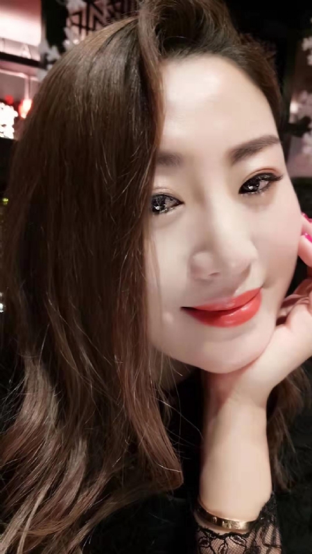 朴凡的第一张照片--中老年相亲网