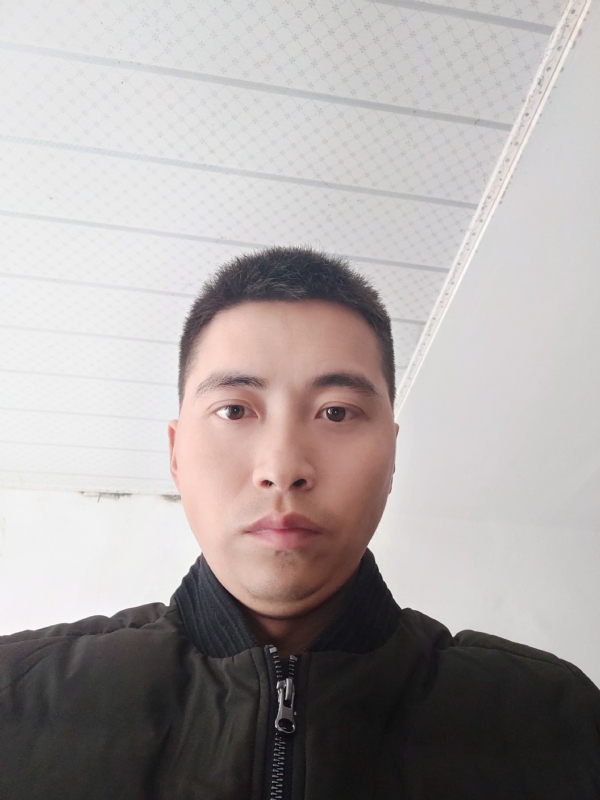 远望星空的第一张照片--中老年相亲网
