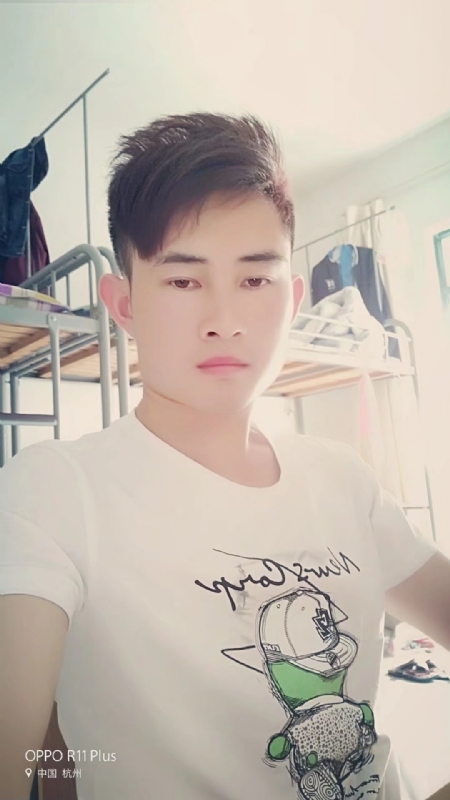 爱情故事的第三张照片--中老年相亲网