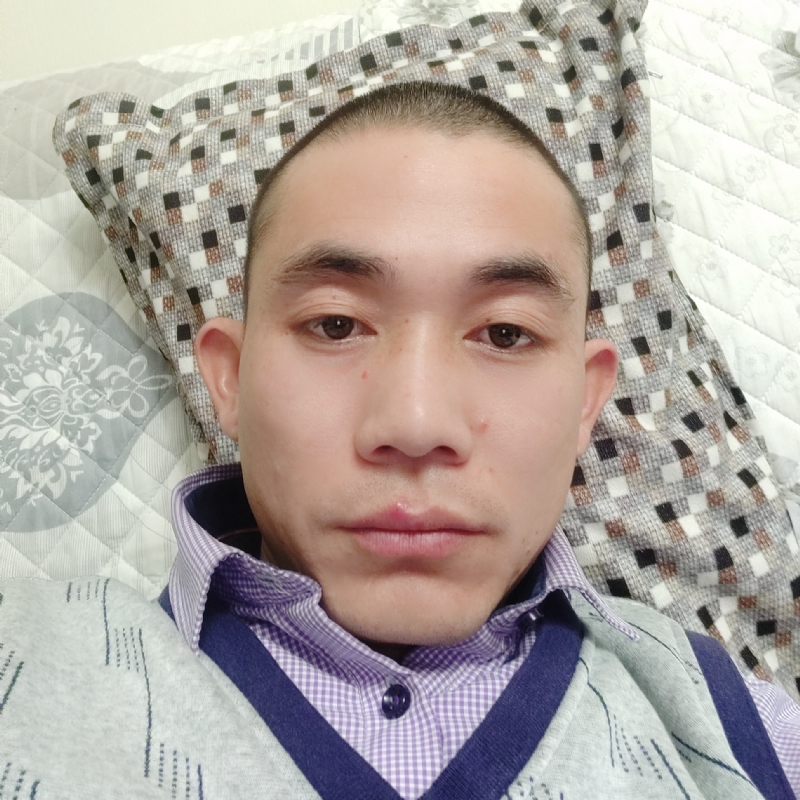 龙飞的第一张照片--中老年相亲网