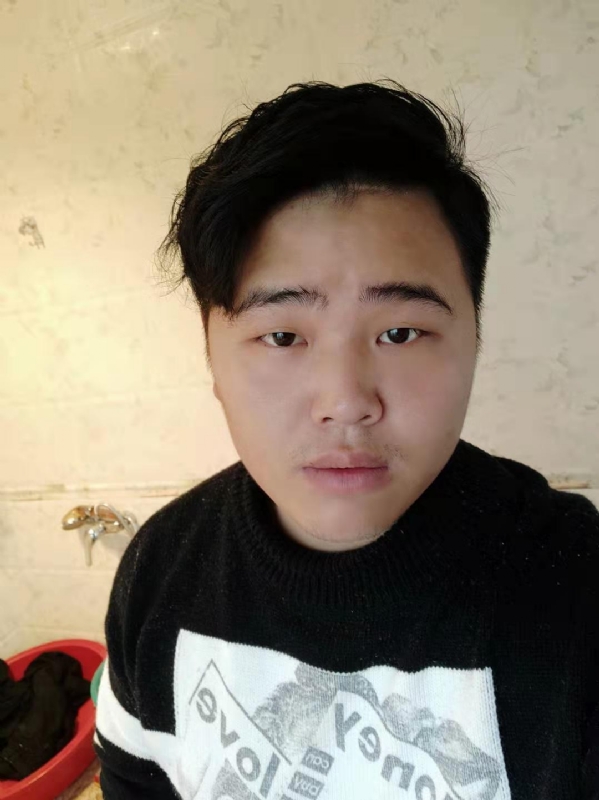 小李的第一张照片--中老年相亲网