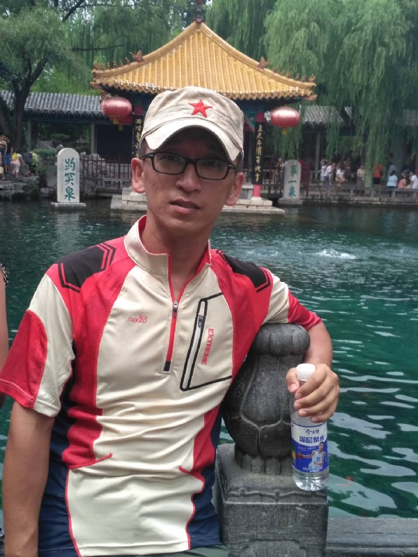 晓峰的第一张照片--中老年相亲网