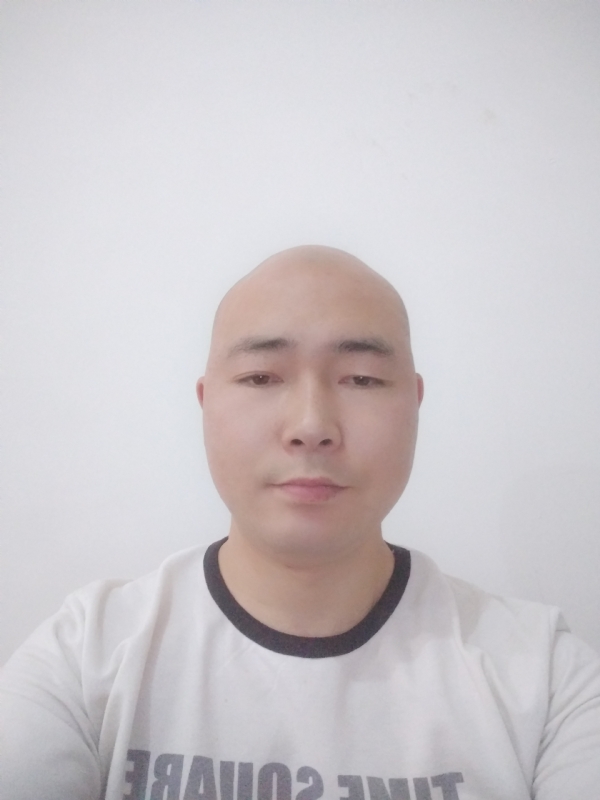 强壮持久的男人的第一张照片--中老年相亲网