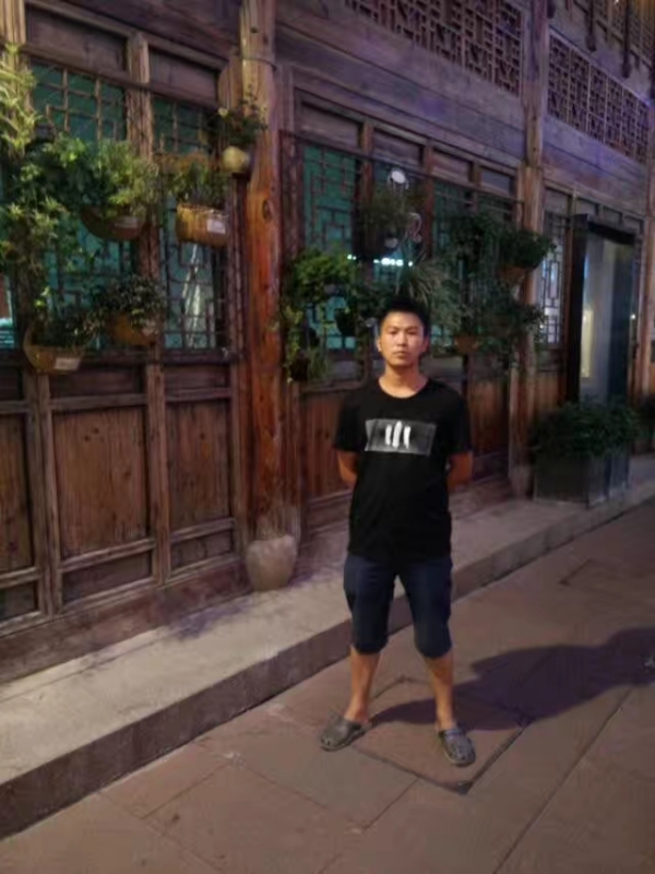 回忆的第一张照片--中老年相亲网