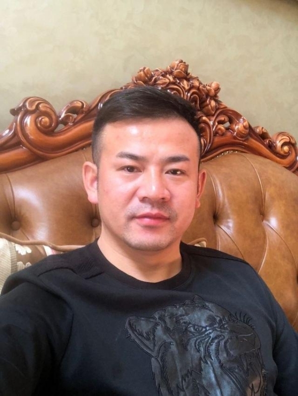 治国的第一张照片--中老年相亲网
