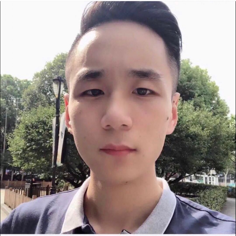 期待八月的雨的第一张照片--中老年相亲网