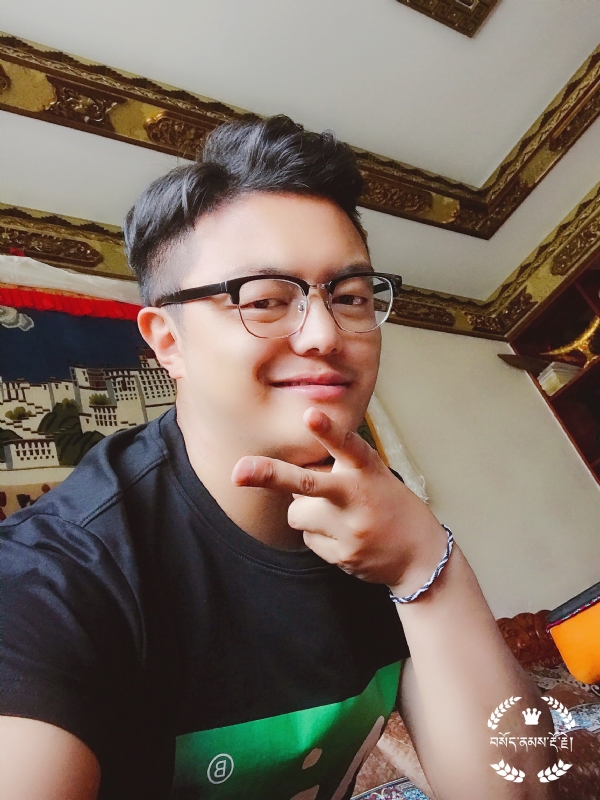 橙男的第四张照片--中老年相亲网