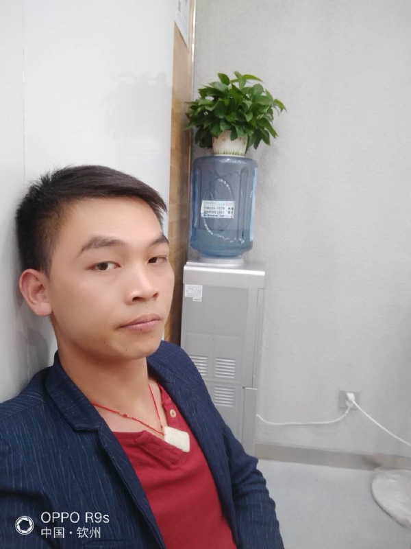 只想好好的爱一个人的第一张照片--中老年相亲网