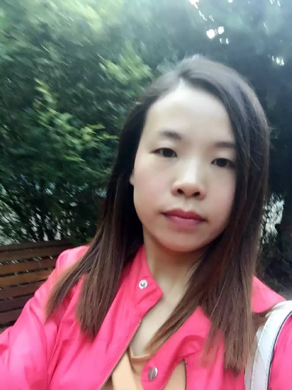 褪色的回忆的第一张照片--中老年相亲网