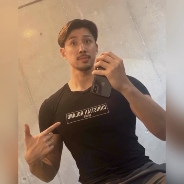 迎风而上的第一张照片--中老年相亲网