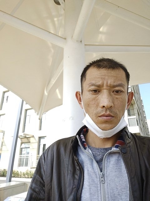 孤狼的第一张照片--中老年相亲网