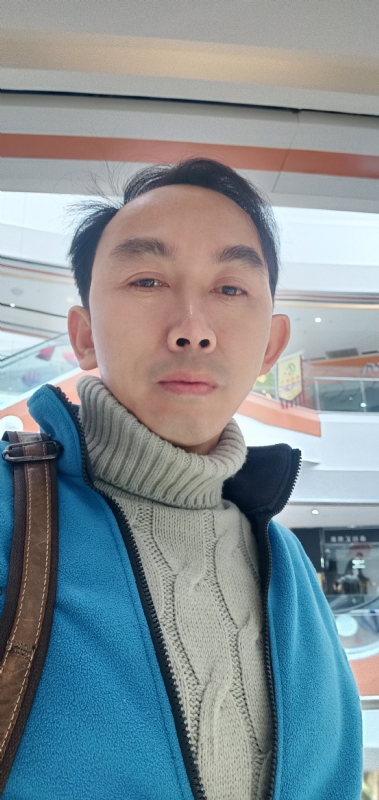 峤哥的第一张照片--中老年相亲网