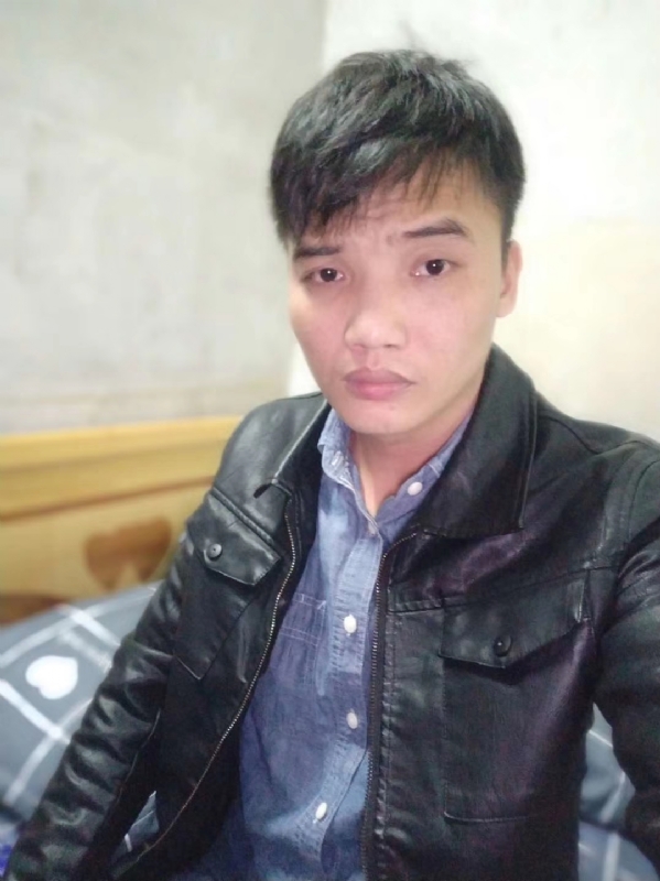 次的第一张照片--中老年相亲网