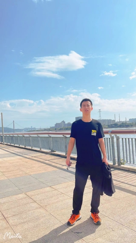 小螃蟹的第一张照片--中老年相亲网