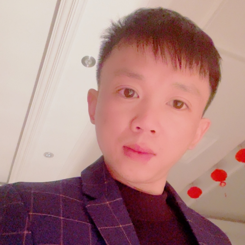 寂寞的夜的第四张照片--中老年相亲网