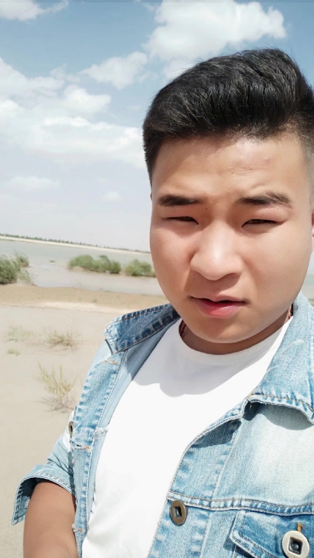 王强的第一张照片--中老年相亲网