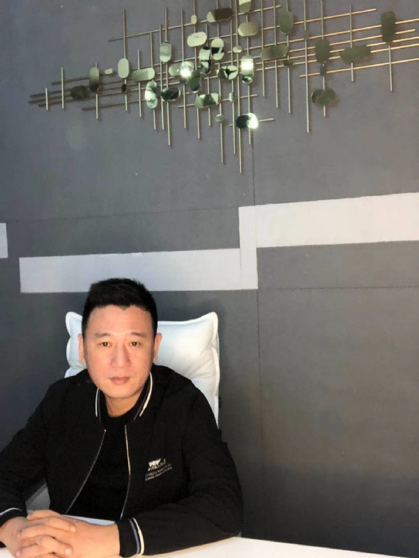 SAM的第一张照片--中老年相亲网