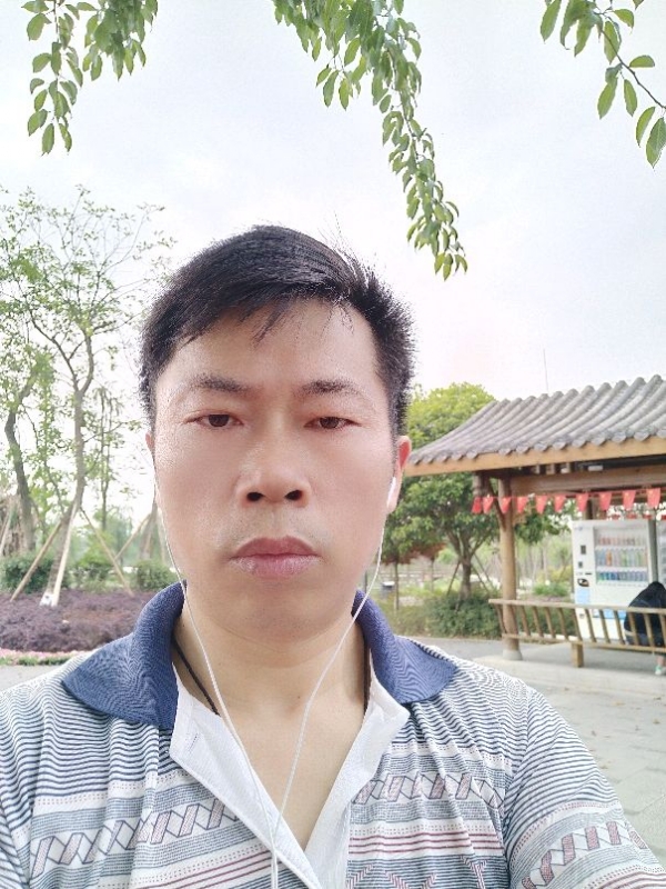一个人的孤单的第一张照片--中老年相亲网