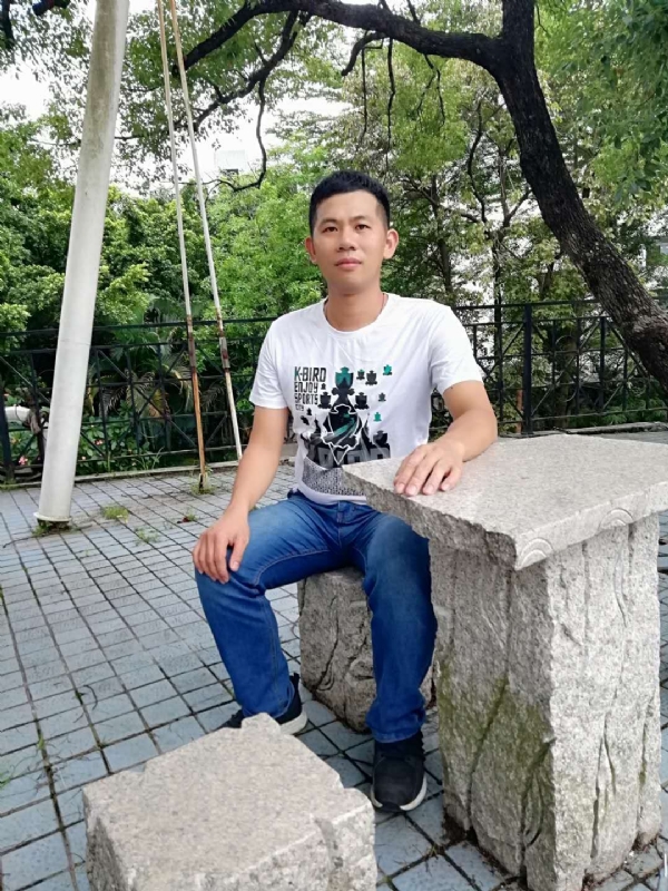 冷夜的第一张照片--中老年相亲网