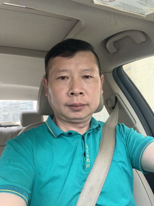 相知风雨中的第一张照片--中老年相亲网