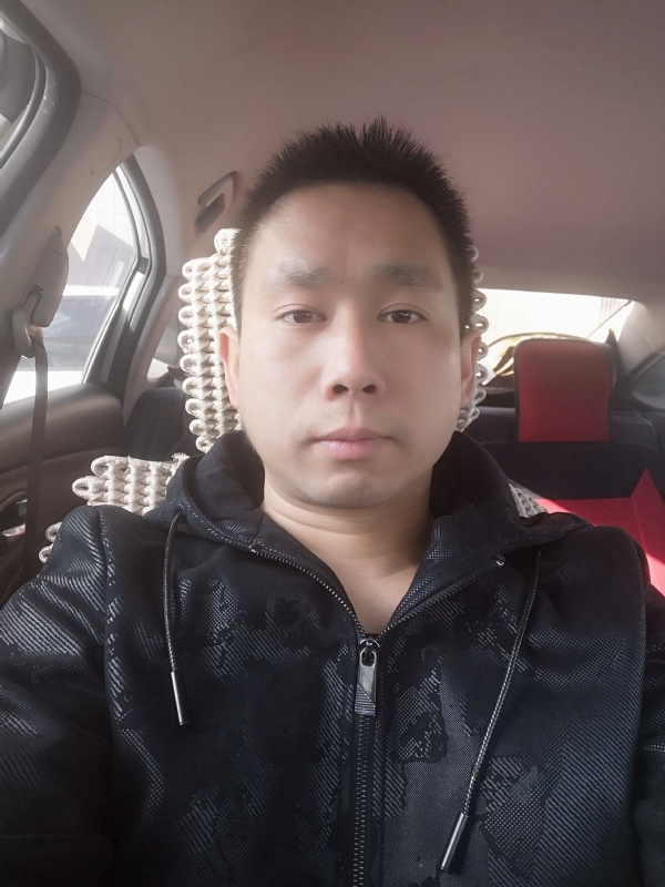 孤独的狼的第二张照片--中老年相亲网