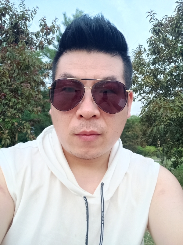 等风来的第二张照片--中老年相亲网