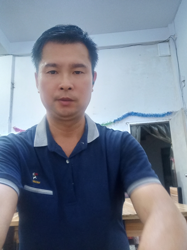 我是自强不息的第一张照片--中老年相亲网