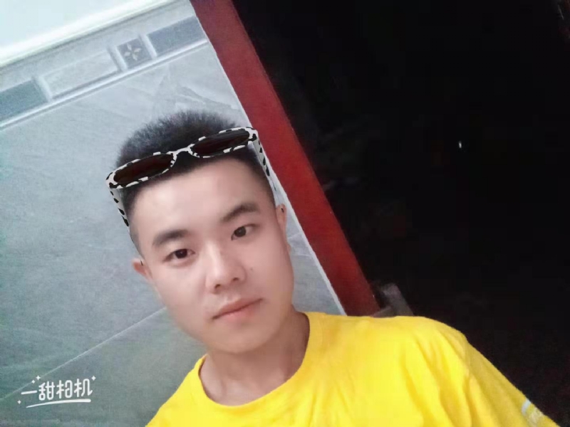 建国90周年的学渣的第一张照片--中老年相亲网
