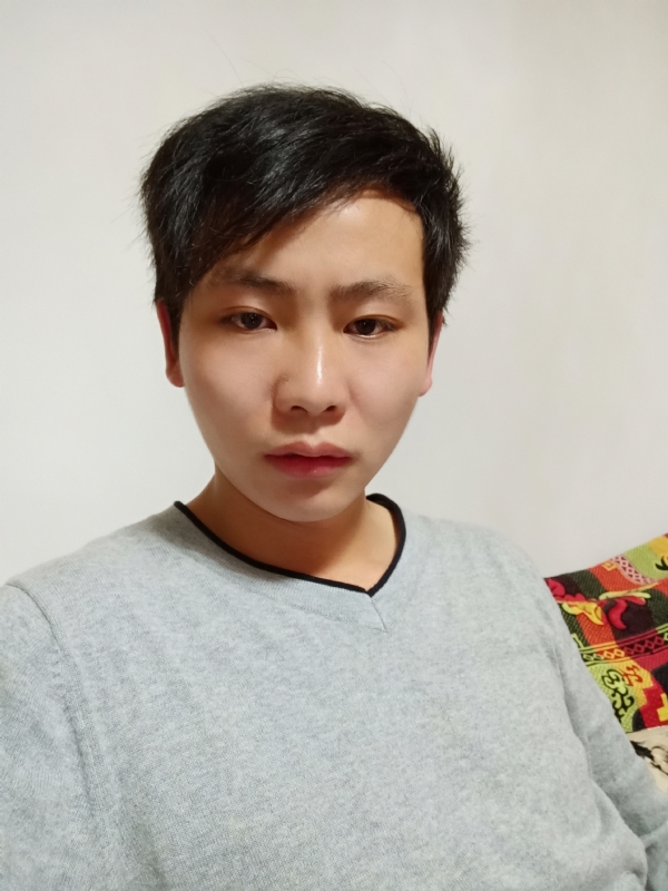 晴空万里的第一张照片--中老年相亲网