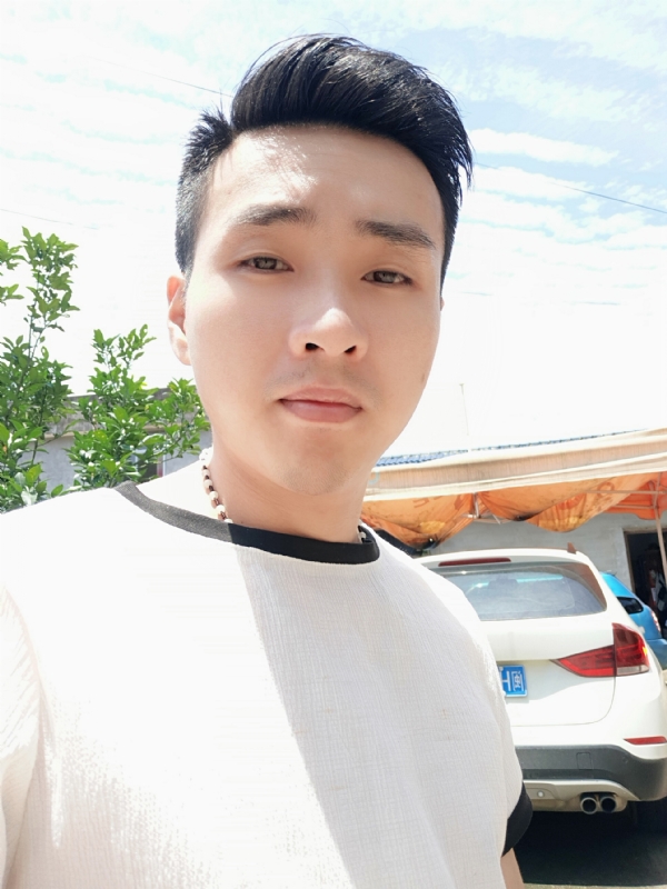 人间烟火的第一张照片--中老年相亲网