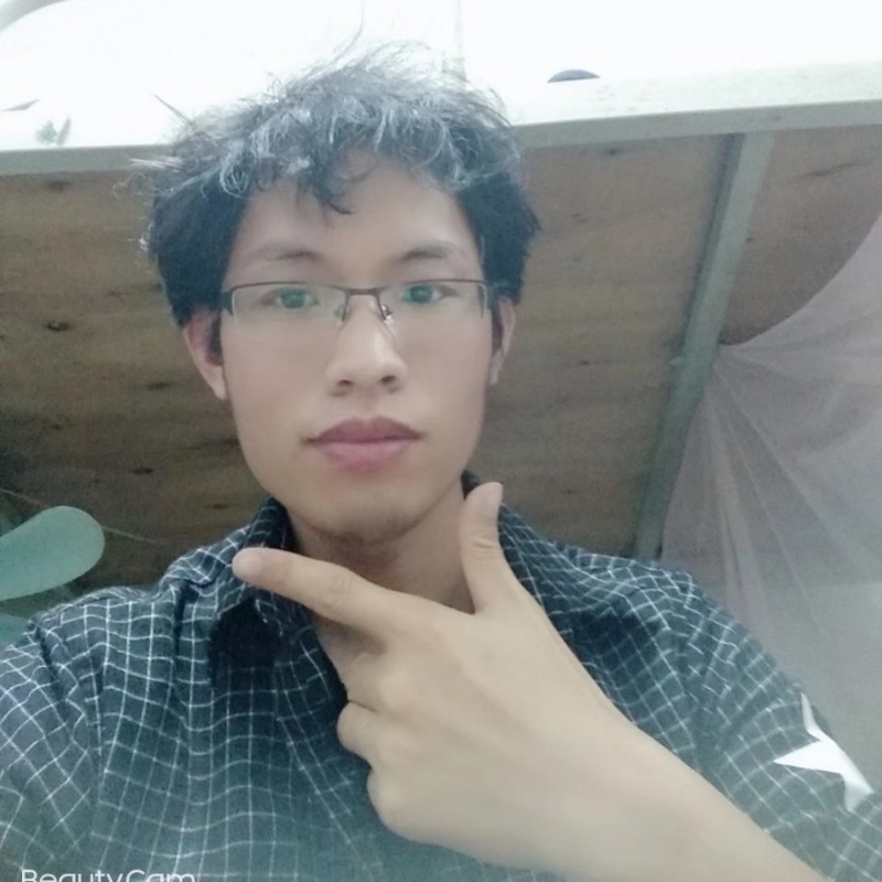 右边的第一张照片--中老年相亲网