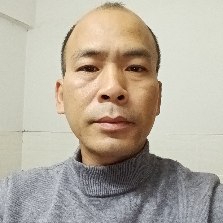 蔚蓝的天空的第一张照片--中老年相亲网
