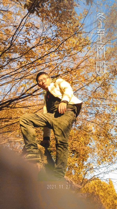 也许只是缺少一个拥抱的第一张照片--中老年相亲网