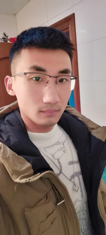 闯红灯吐泡泡的第一张照片--中老年相亲网