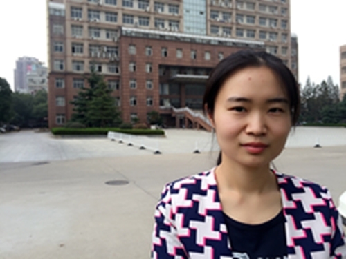 女儿征婚的第一张照片--中老年相亲网