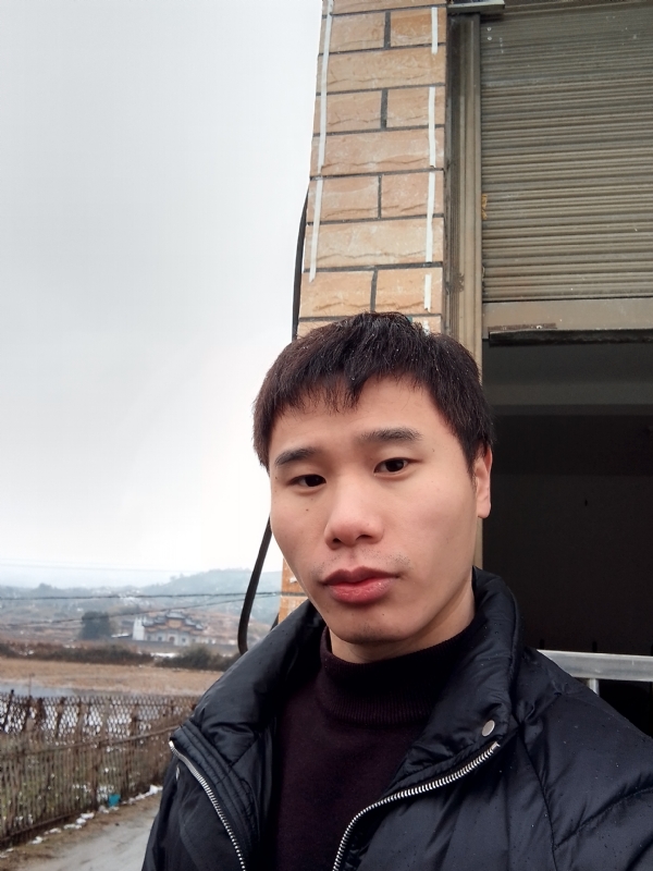 银色的羽翼的第一张照片--中老年相亲网